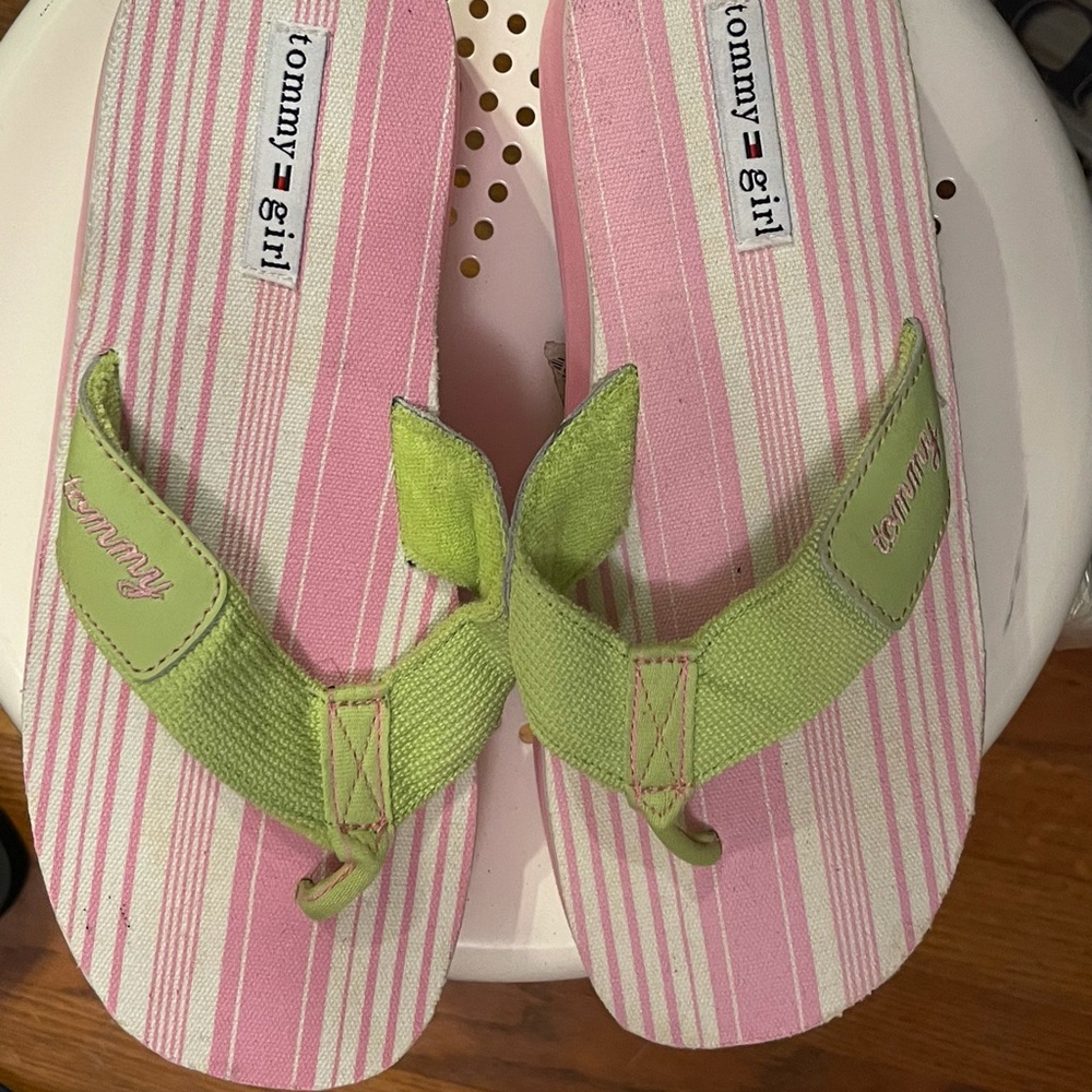 Tommy Hilfiger strip flip flops